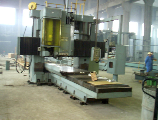 Five - sided processing machine installation